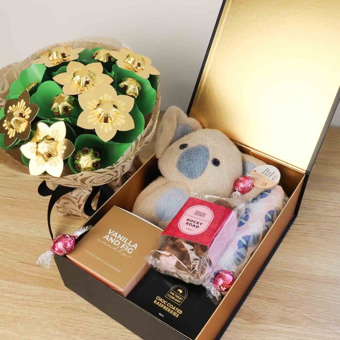 Edible Blooms Baby Champagne & Candle Gift Hamper - Large - Edible Blooms: 